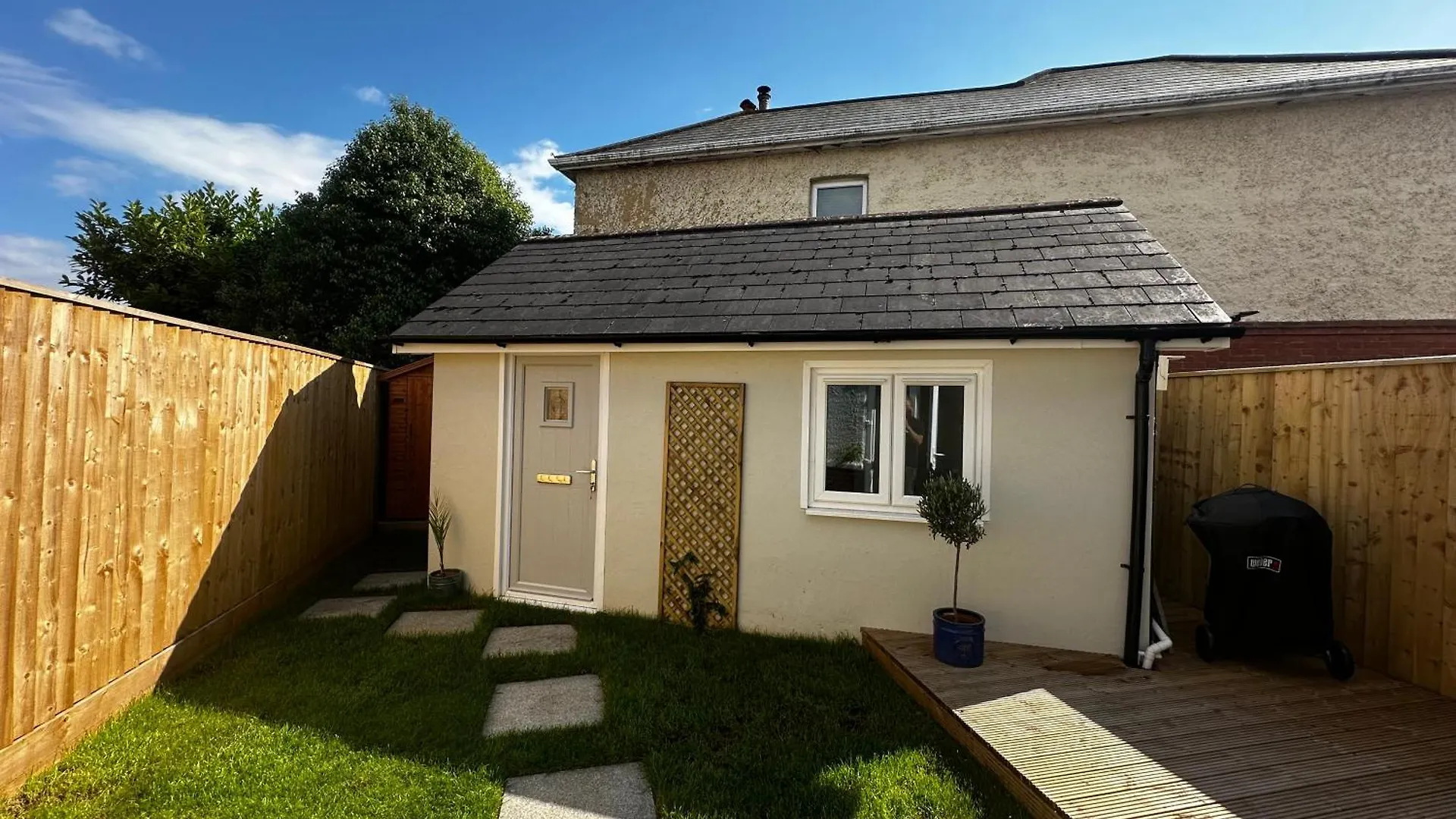 Peaceful Southbourne Studio - Pets Welcome Bournemouth